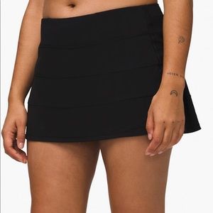 Lululemon pace rival regular